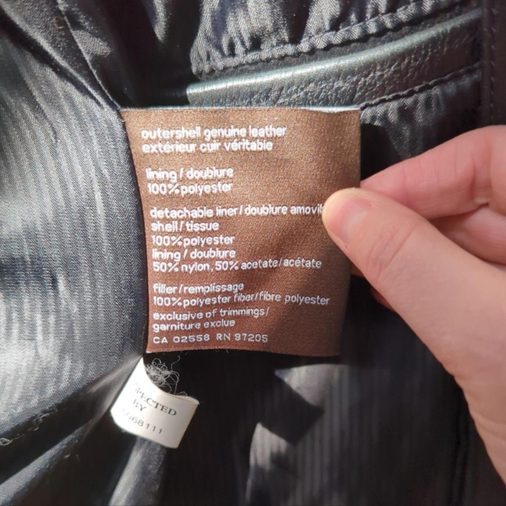Men’s Large Black Danier leather bomber jacket with zipper closure and pockets - Picture 7 of 7
